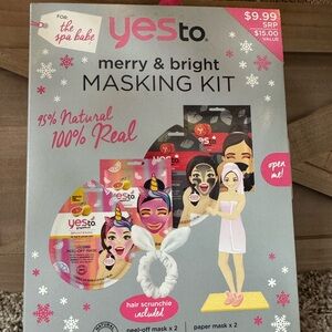 Yes To Merry & Bright Masking Kit– 4 Masks+Hair Scrunchie– New Holiday Gift Set
